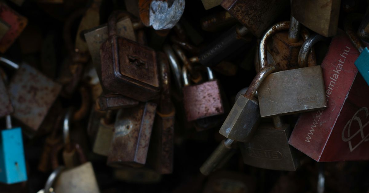 How Much Should an Emergency Locksmith Cost After Hours? — New Hyde Park Locksmith