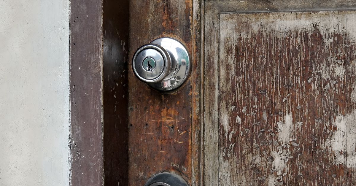 door security hardware — New Hyde Park Locksmith