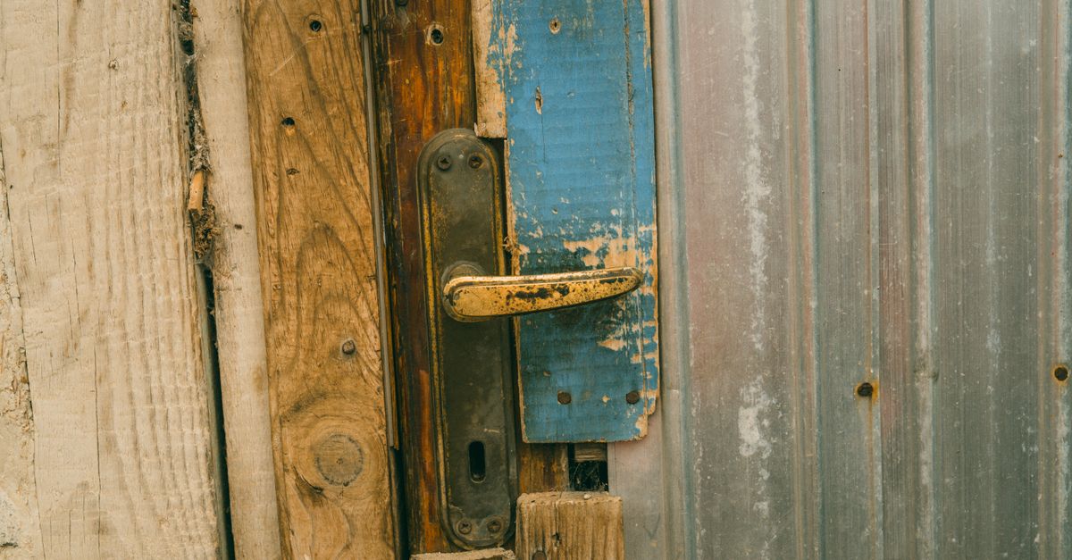 home security lock door — New Hyde Park Locksmith